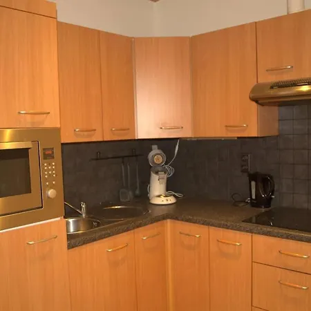 Cozy For 4 Steps From The *